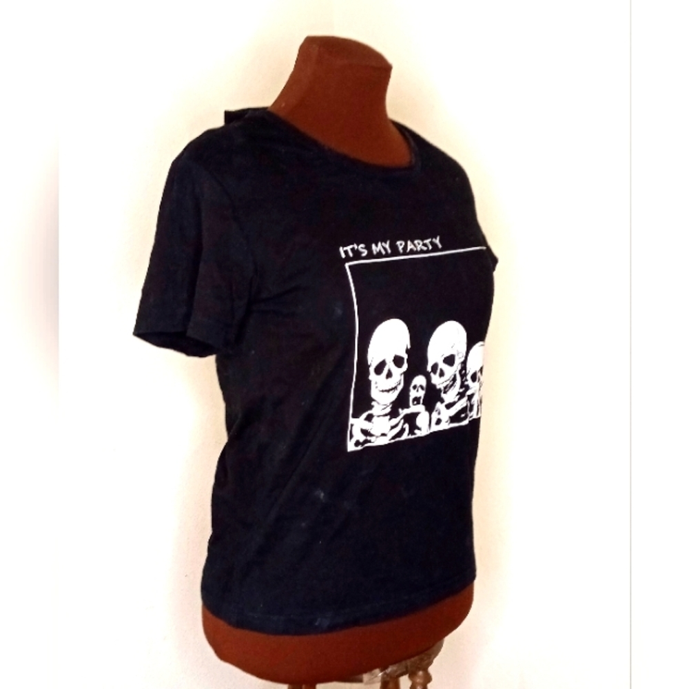 Graphic t-shirt design "it's my patty" black and white size medium. - Picture 3 of 8